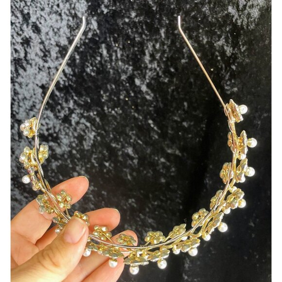 Malis Henderson Silver Pearl and Rhinestone‎ Flowers Bridal Headpiece NEW